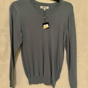 Mens Crown & Ivy Blue V-Neck Lightweight Knit Sweater Size Small NWT